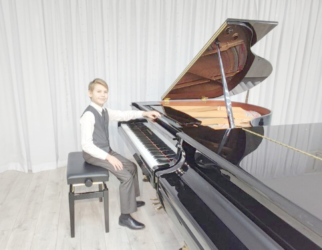 VI Всероссийского конкурса с международным участием вокального, инструментального, театрального и декоративно-прикладного творчества.