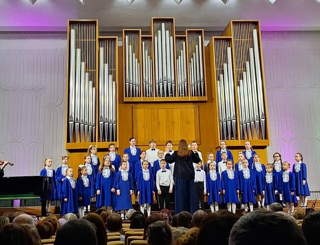 Всероссийский фестиваль отечественной песни «Веселый ветер».