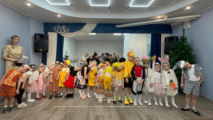 Прошел праздничный концерт «Моя любимая мамочка» для детей раннего эстетического отделения.